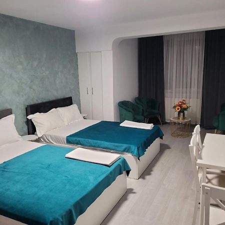 Zenlux Iasi Exterior foto
