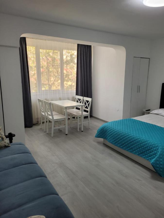 Zenlux Iasi Exterior foto
