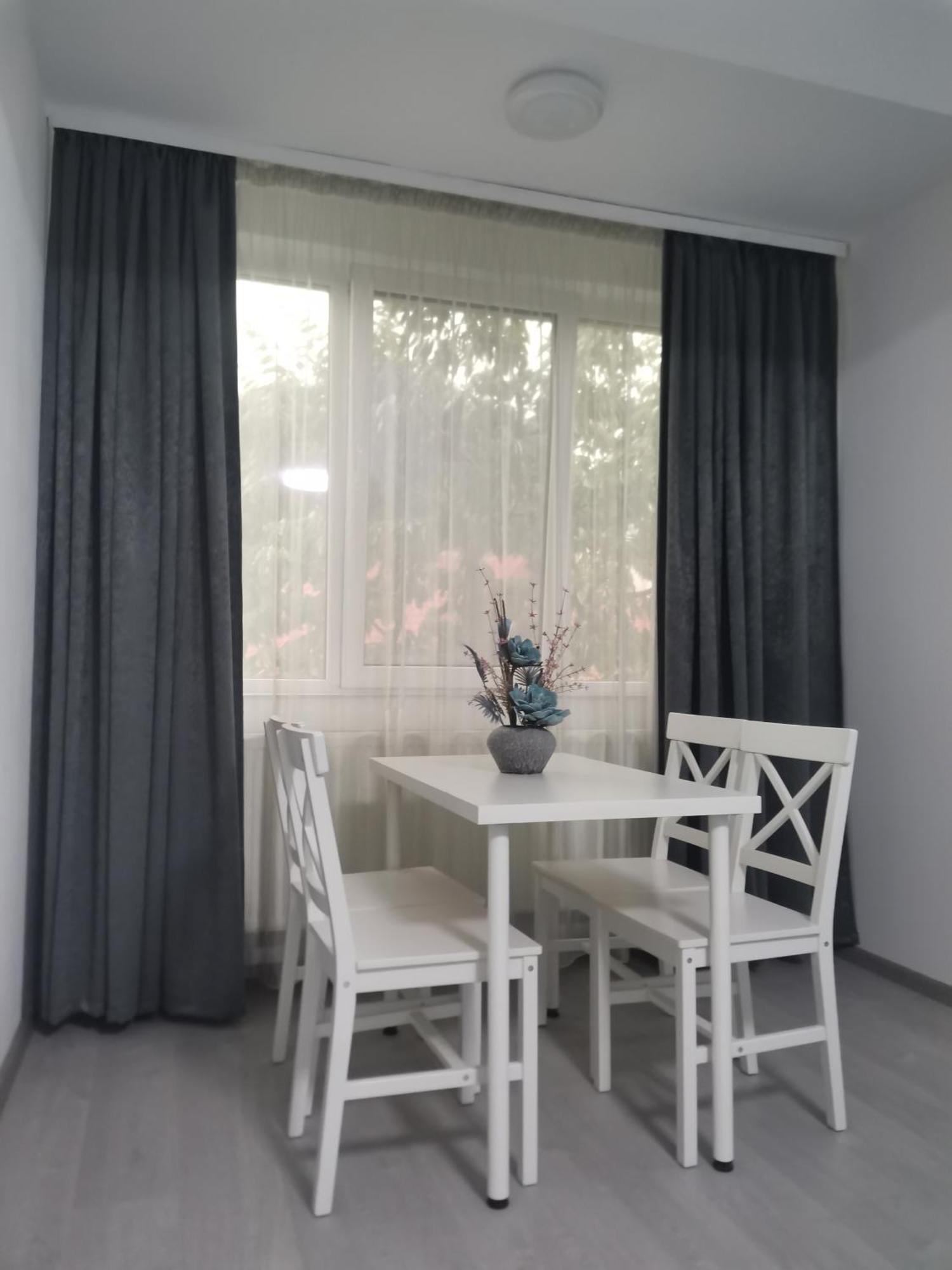 Zenlux Iasi Exterior foto